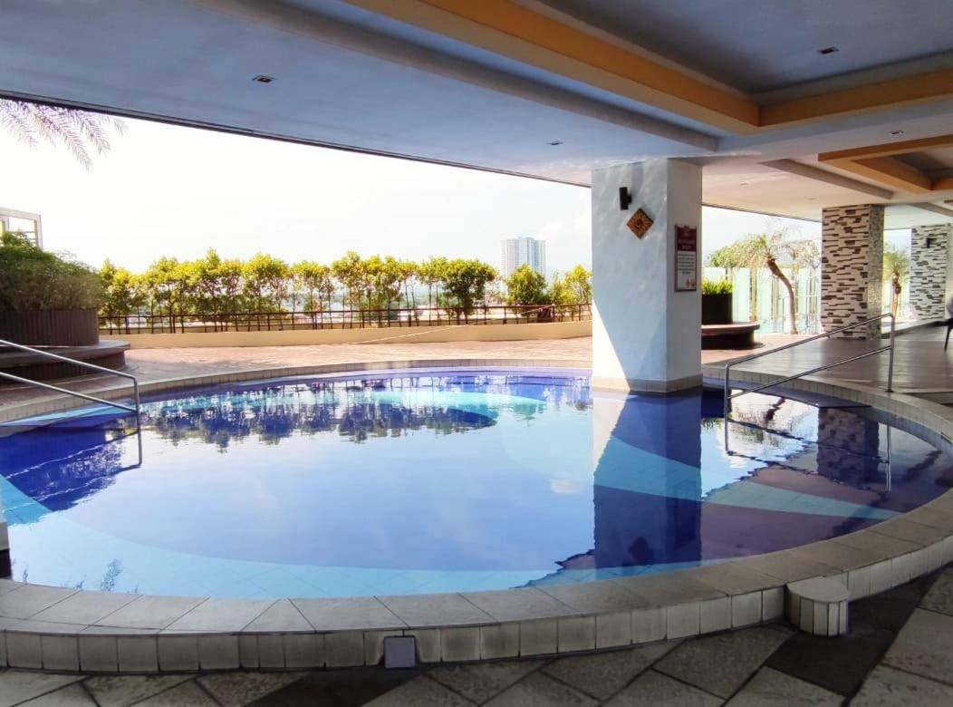 Mr Holiday - Majestic Ipoh Town Apartman Kültér fotó